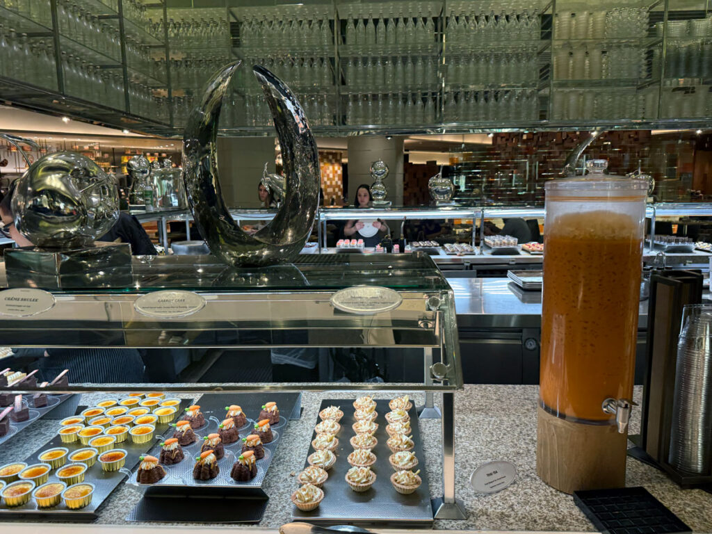Bacchanal Buffet