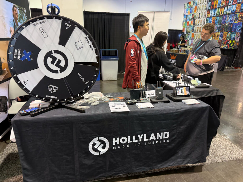 Hollyland Free Gifts at VidCon 2026