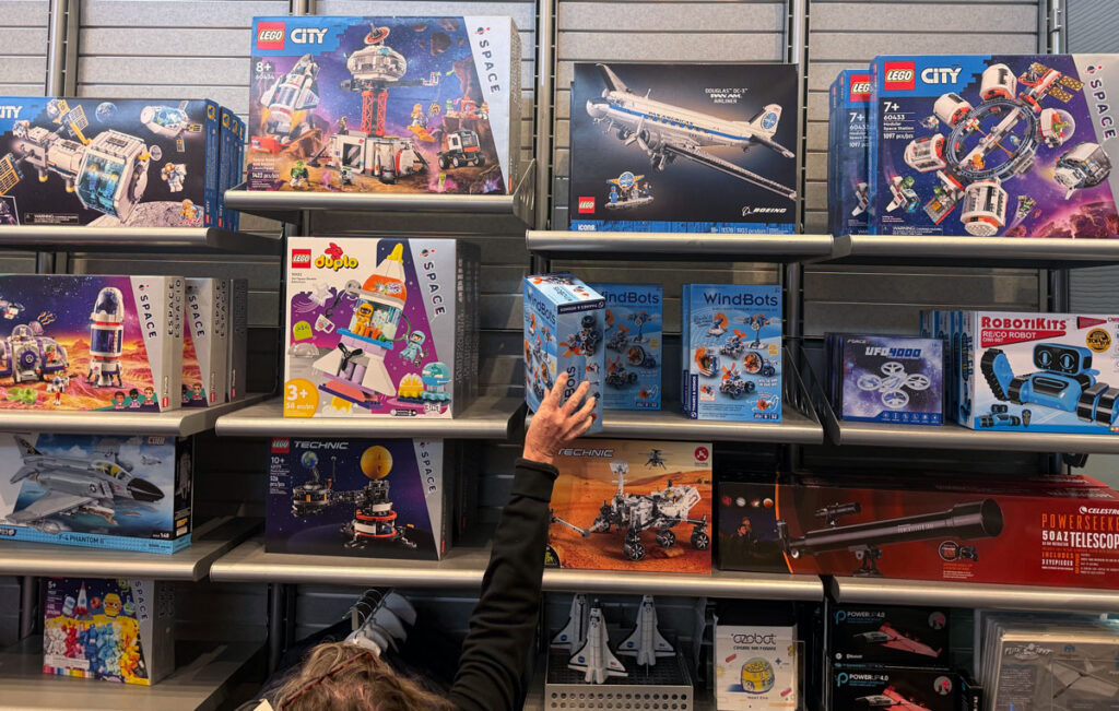 LEGO Aviation Sets