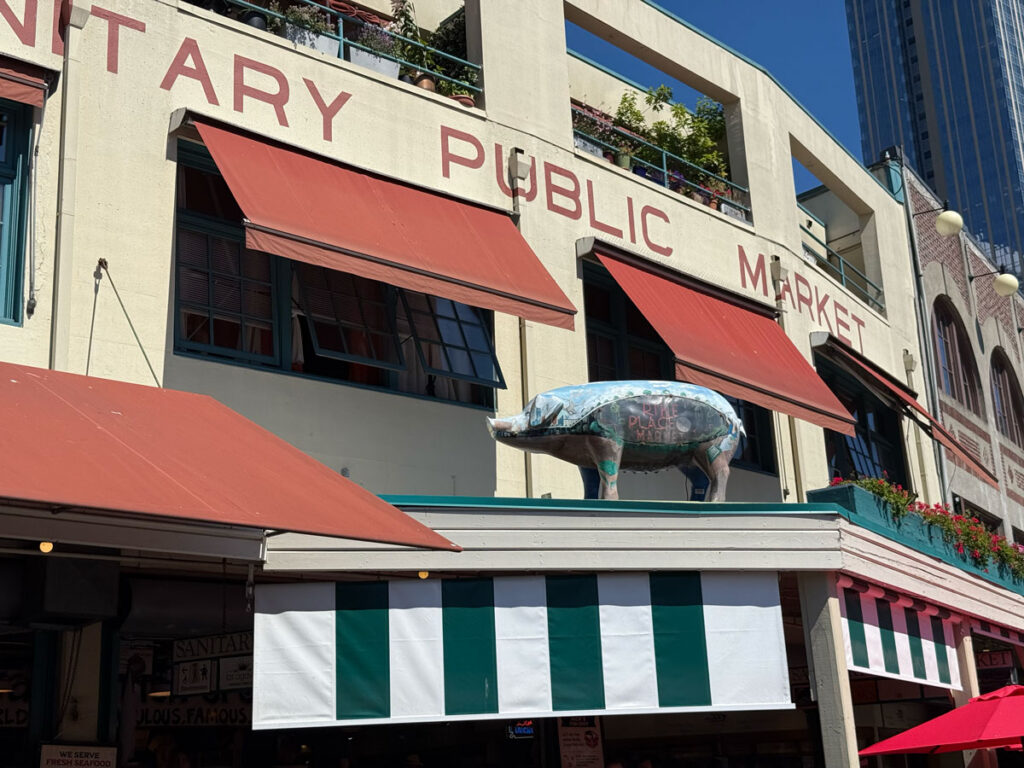 Pike Place Market Pig