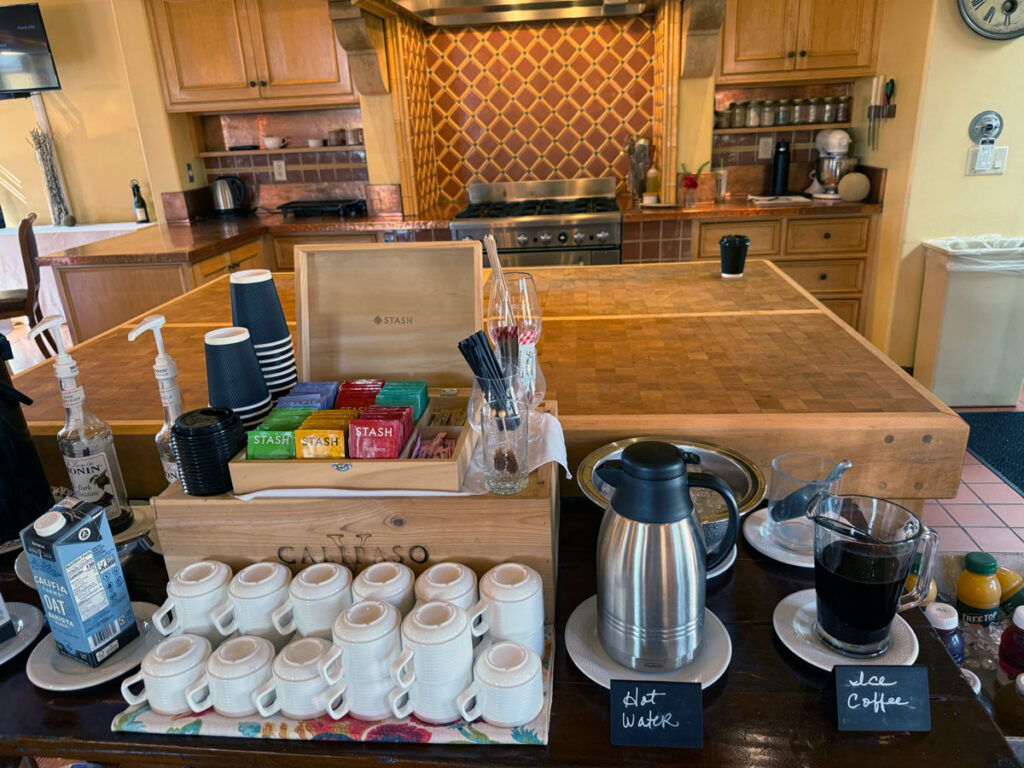 The Coffee And Tea Station 