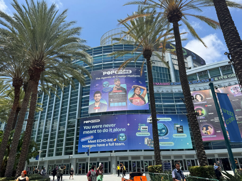 VidCon Expo Hall