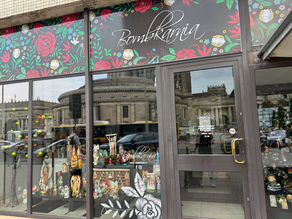 Bombkarnia's storefront on ul. Emilii Plater