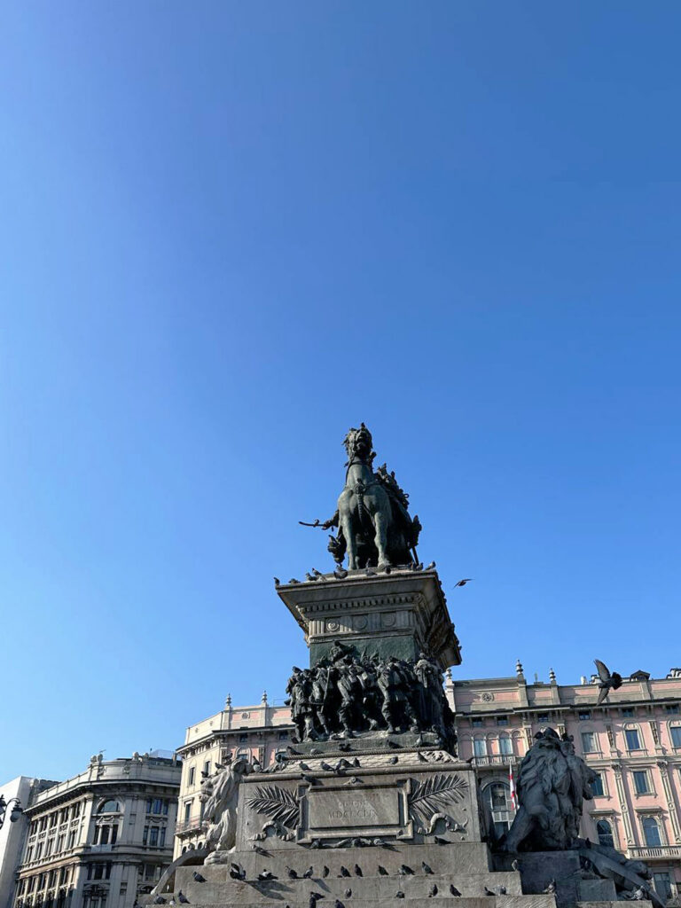 The bronze king on horseback in Piazza del Duomo