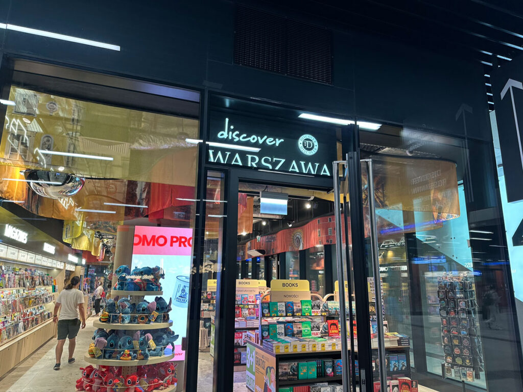 'discover Warszawa' branded gift shop