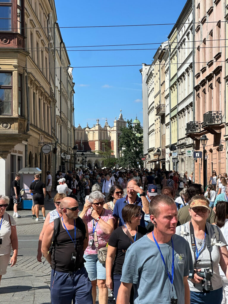 Florianska Street at peak midday