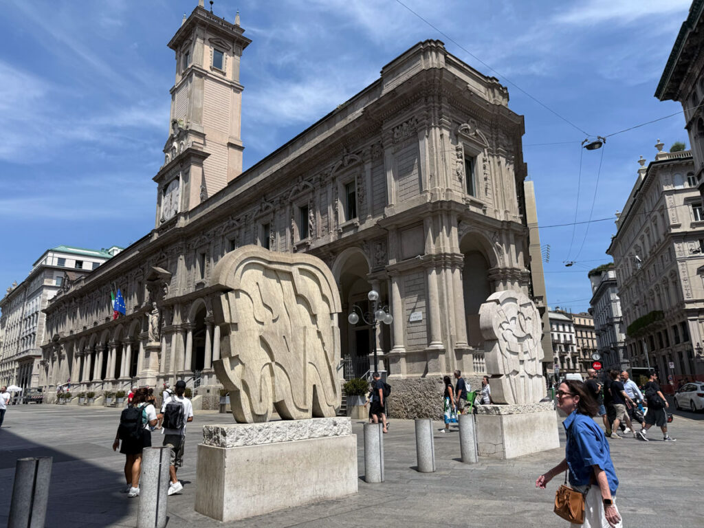 Piazza Mercanti