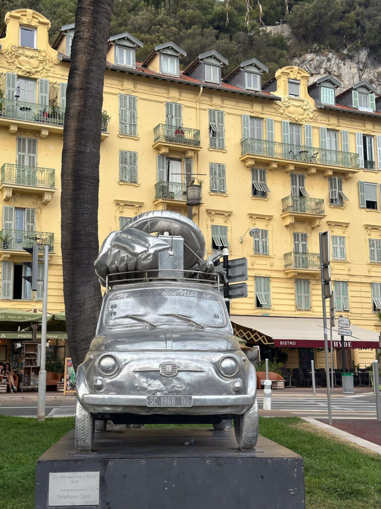 Un dimanche a Nice' (2019), Stephane Cipre's aluminum sculpture