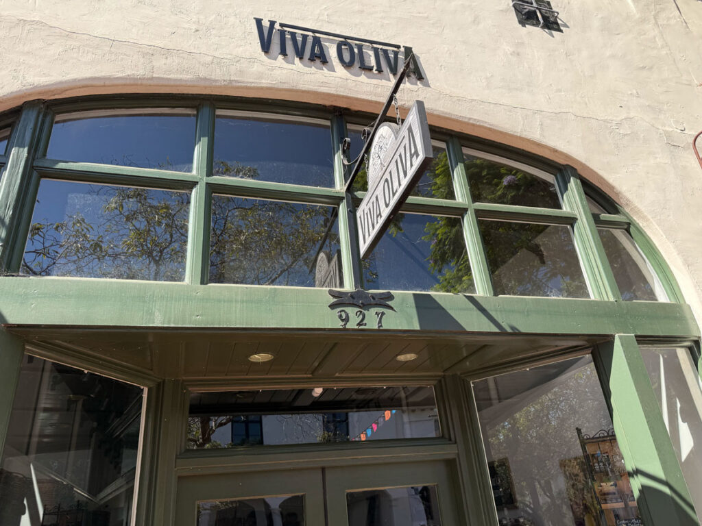 Viva Oliva, an olive oil tasting room on State Street