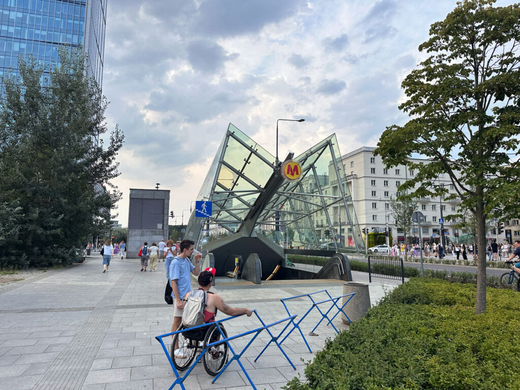 Warsaw Metro's angular glass entrance pavilion